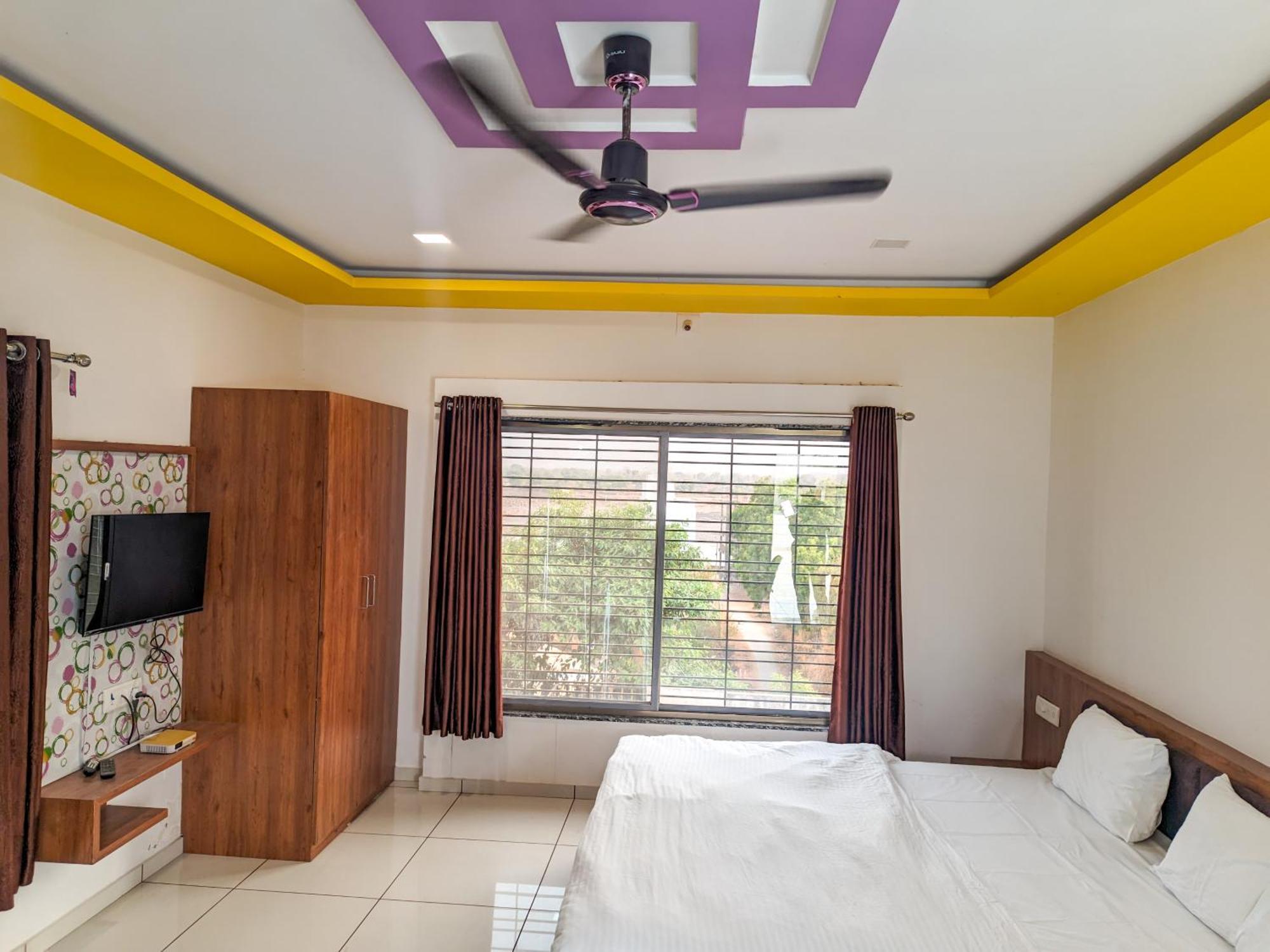 Samrat Homestay Garudeshwar Exterior foto
